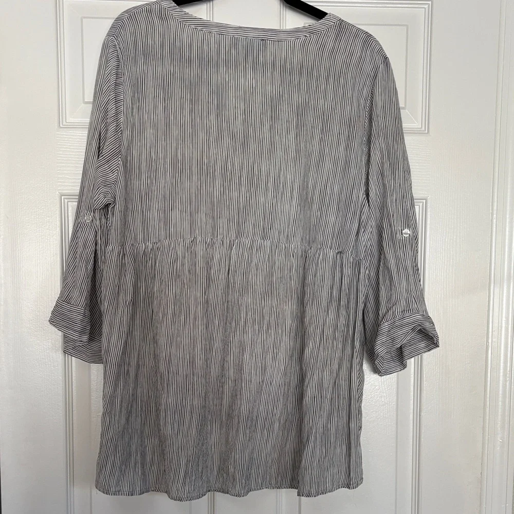 Cynthia Rowley Black Striped Button Down Shirt - Picture 2 of 4